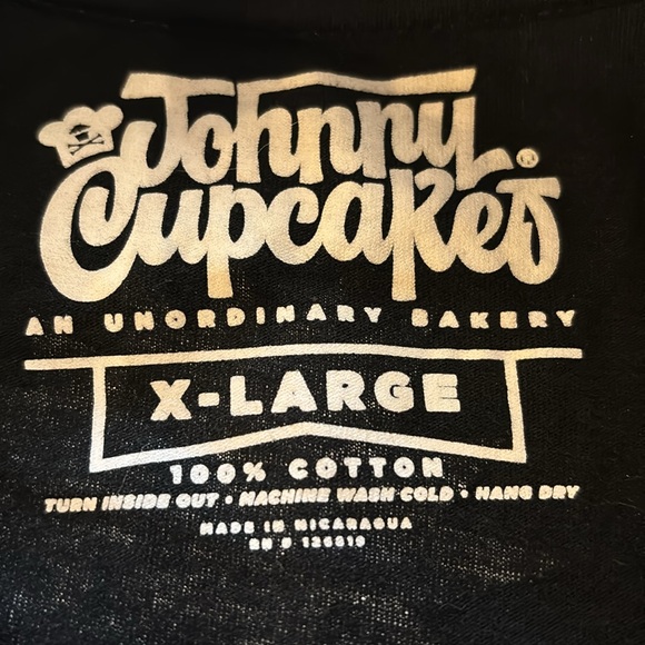 Johnny Cupcakes Wonder Woman Tee XL - Picture 4 of 5